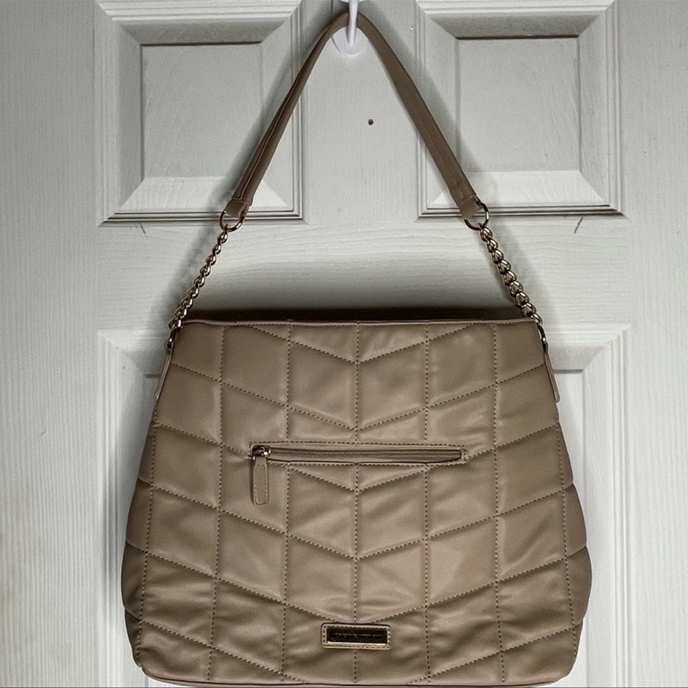 Large handbag lot 8 purses